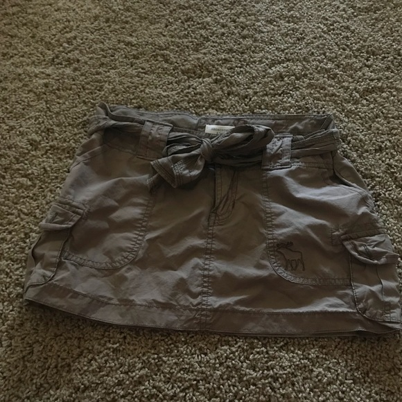 Abercrombie & Fitch Mini Skirt - Picture 2 of 4